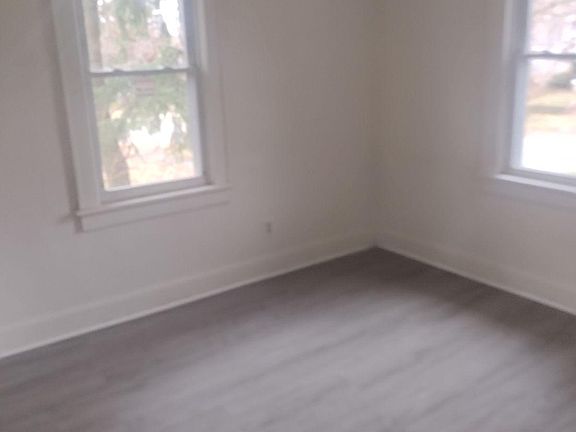 5th image of 430 McKinley St