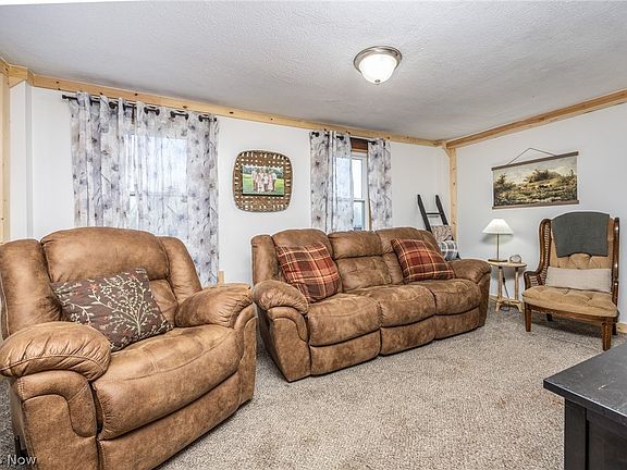 4th image of 29500 Houston Rd