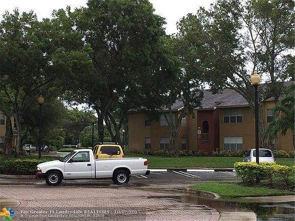 4th image of 1401 Village Blvd APT 417