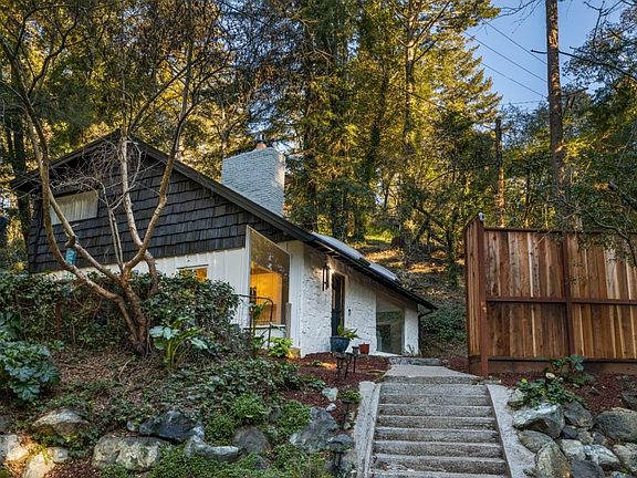 3rd image of 17659 Skyline Blvd