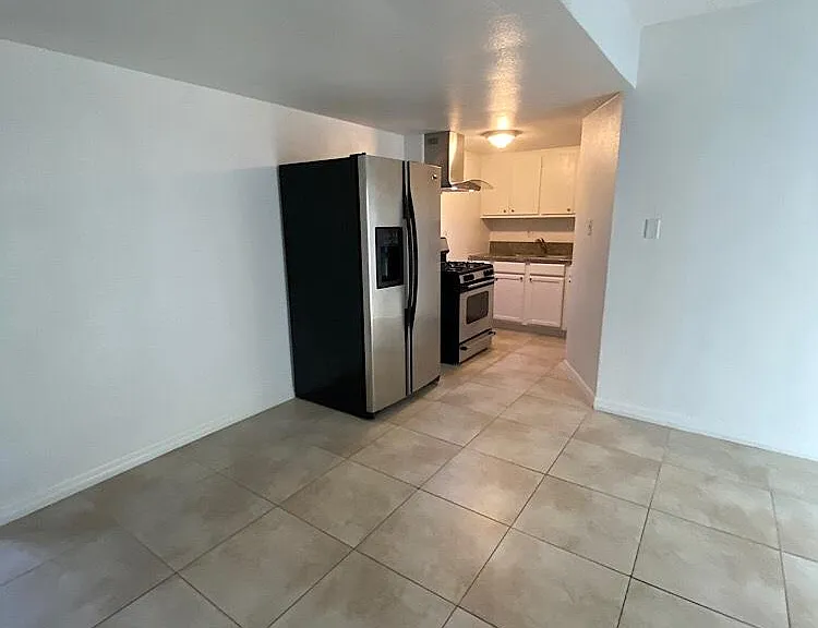 1520 S Casino Center Blvd #27 — Photo 5