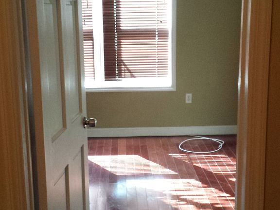 3rd image of 6018 Fillmore Pl APT 4