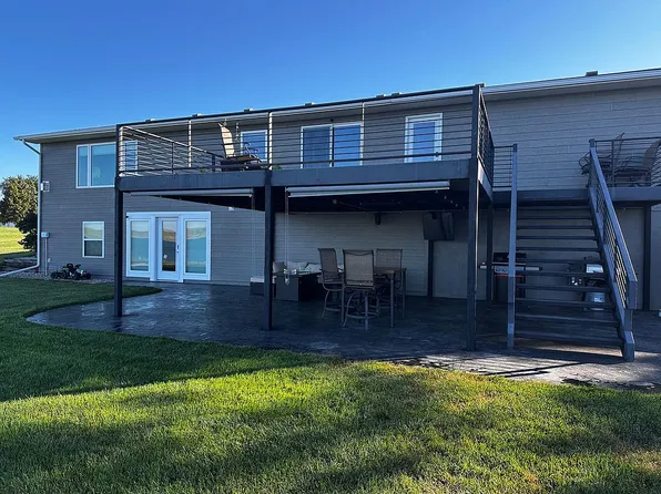 1309 Kennedy Memorial Dr, Mobridge, SD 57601
