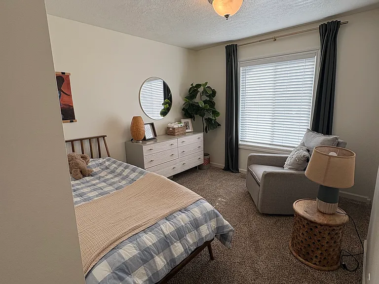 7916 S 860 E — Photo 17