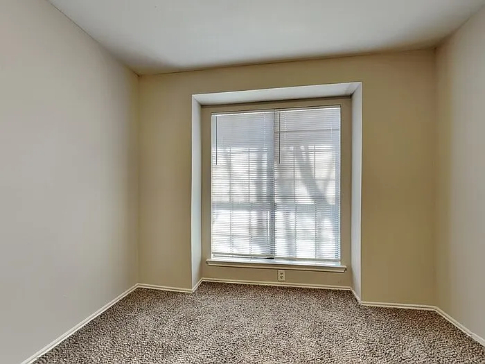 13131 Rocky Ledge Dr — Photo 15