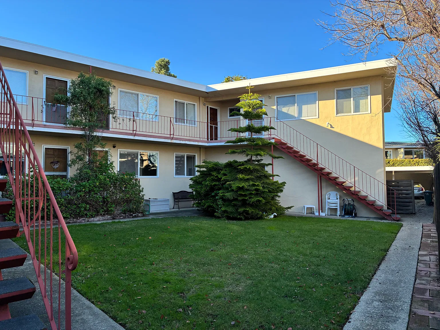 1 bed, $2,500 — Photo 1