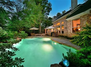 22 Crested Point Pl, Spring, TX 77382