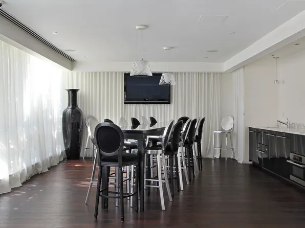 340 East 23rd Street 10D image 11 of 12