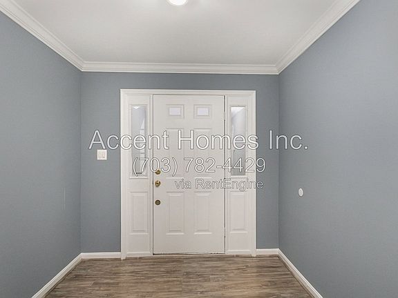 3rd image of 433 Stanton Pl