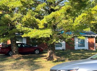 7806 Rochelle Rd, Louisville, KY 40228