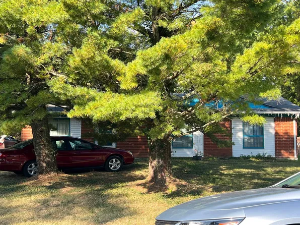 7806 Rochelle Rd, Louisville, KY 40228