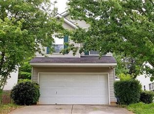 6740 Hidden Forest Dr, Charlotte, NC 28213