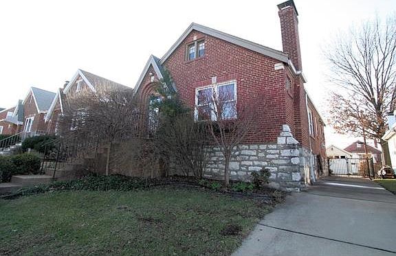 2nd image of 5608 Tholozan Ave