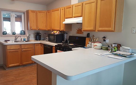 3rd image of 1221 Pinto Ln