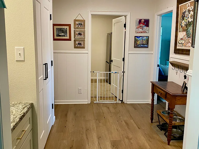8318 Yale Dr — Photo 21