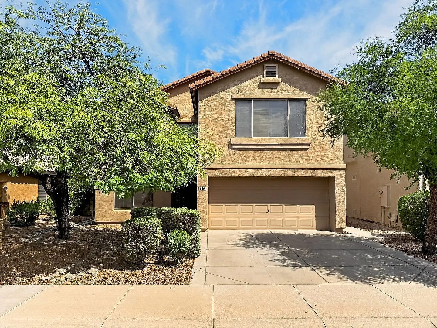 Beautiful 4 Bdrm 2.5 Ba Home In Johnson Ranch With Golf Course And 2 Community Pools — Photo 1