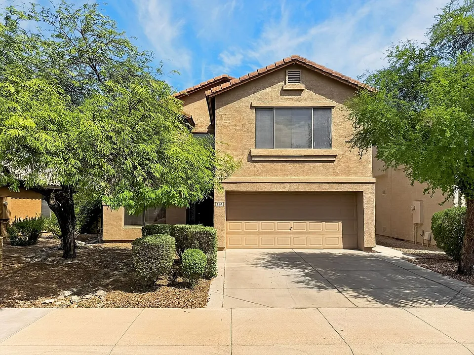 850 E Beargrass Pl