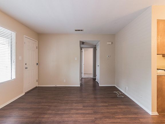 3rd image of 1200 Sam Bass Cir APT 100
