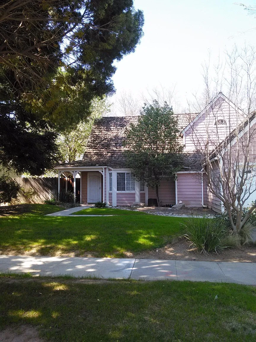 5301 N Aurora Ave photo 1