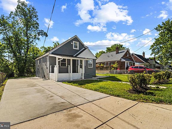 4th image of 1203 Farmingdale Ave