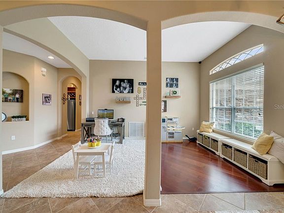 5th image of 1654 Swallowtail Ln