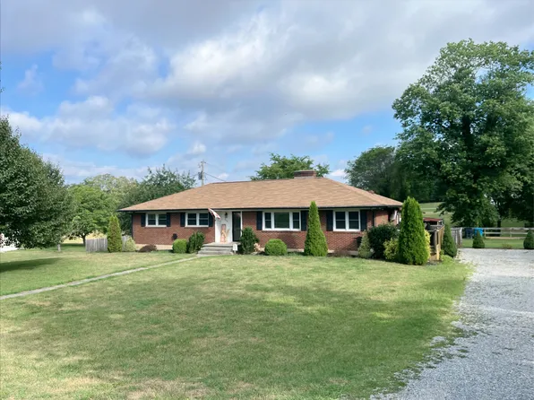 2612 Cannaday Rd NE, Roanoke, VA 24012