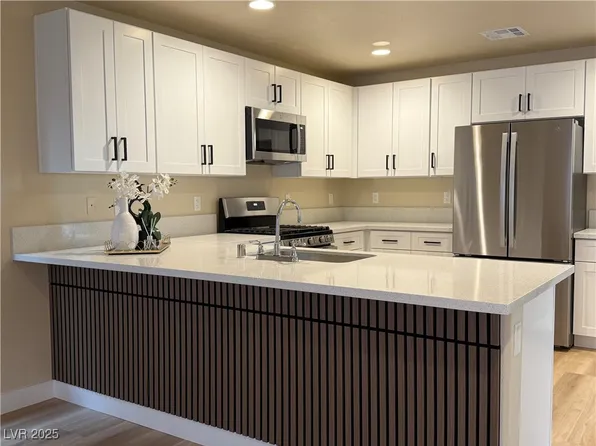 4981 Quiet Morning St, Las Vegas, NV 89122