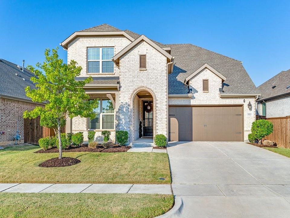 1st image of 3821 Primrose Dr