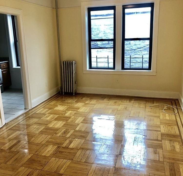 2nd image of 4414 47th Ave APT C4