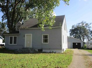 1111 Virginia St, Waterloo, IA 50703