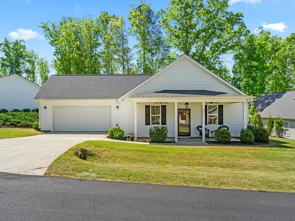 374 Ashley Woods Ct, Clayton, NC 27527