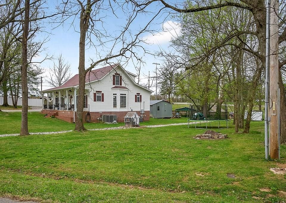 1st image of 113 Circle Dr