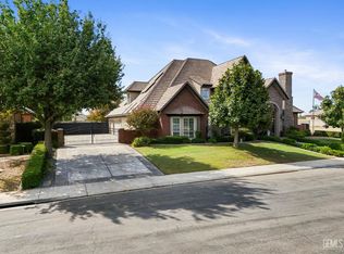 7233 Fountain Valley Dr, Bakersfield, CA