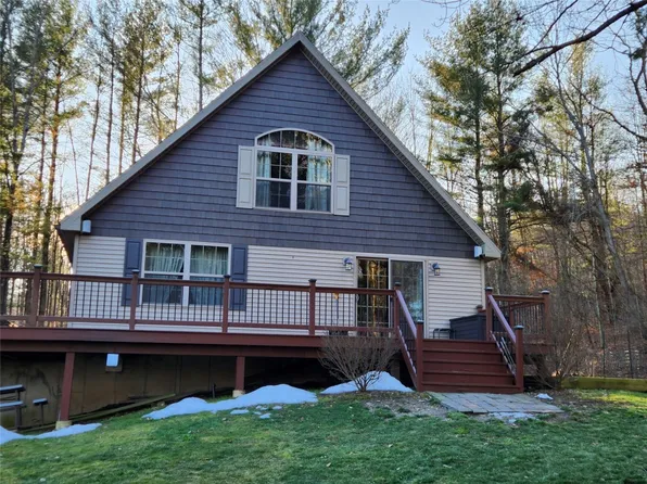 152 Page Rd, Chenango Forks, NY 13746
