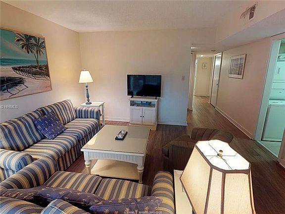 3rd image of 6 Braddock Bluff Dr Unit 1652