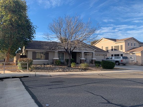 3rd image of 14323 W Port Royale Ln