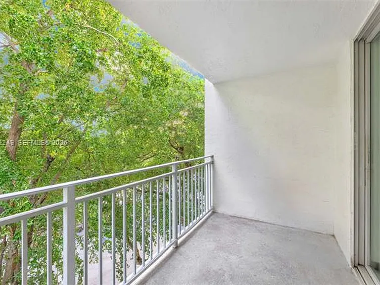 777 NE 62nd St #C508 — Photo 26