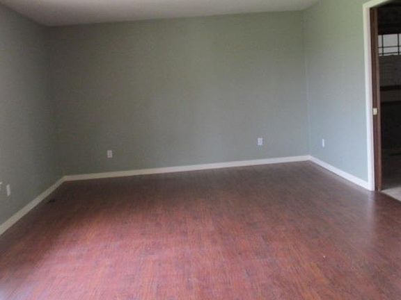 4th image of 1415 Camden St