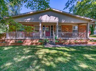 526 E Jefferson Ave, Chandler, IN 47610