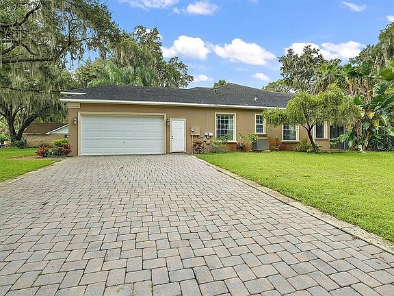 2nd image of 1425 Mosswood Dr
