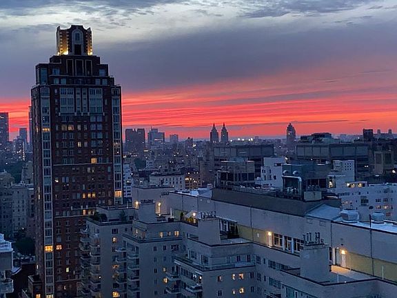 3rd image of 304 E 65th St APT 30A