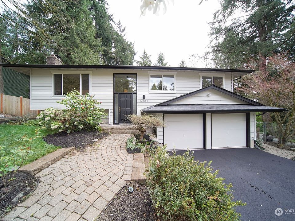 1st image of 16811 NE 91st Street