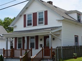 36 De Pinedo St, Providence, RI 02904