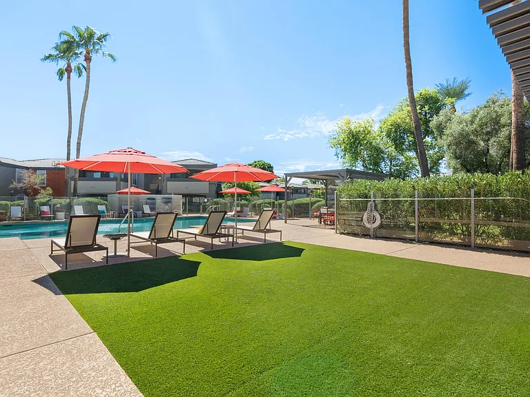 Luxe at Ocotillo — Photo 15