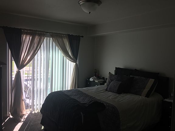 5th image of 1004 N 1090 W APT 203