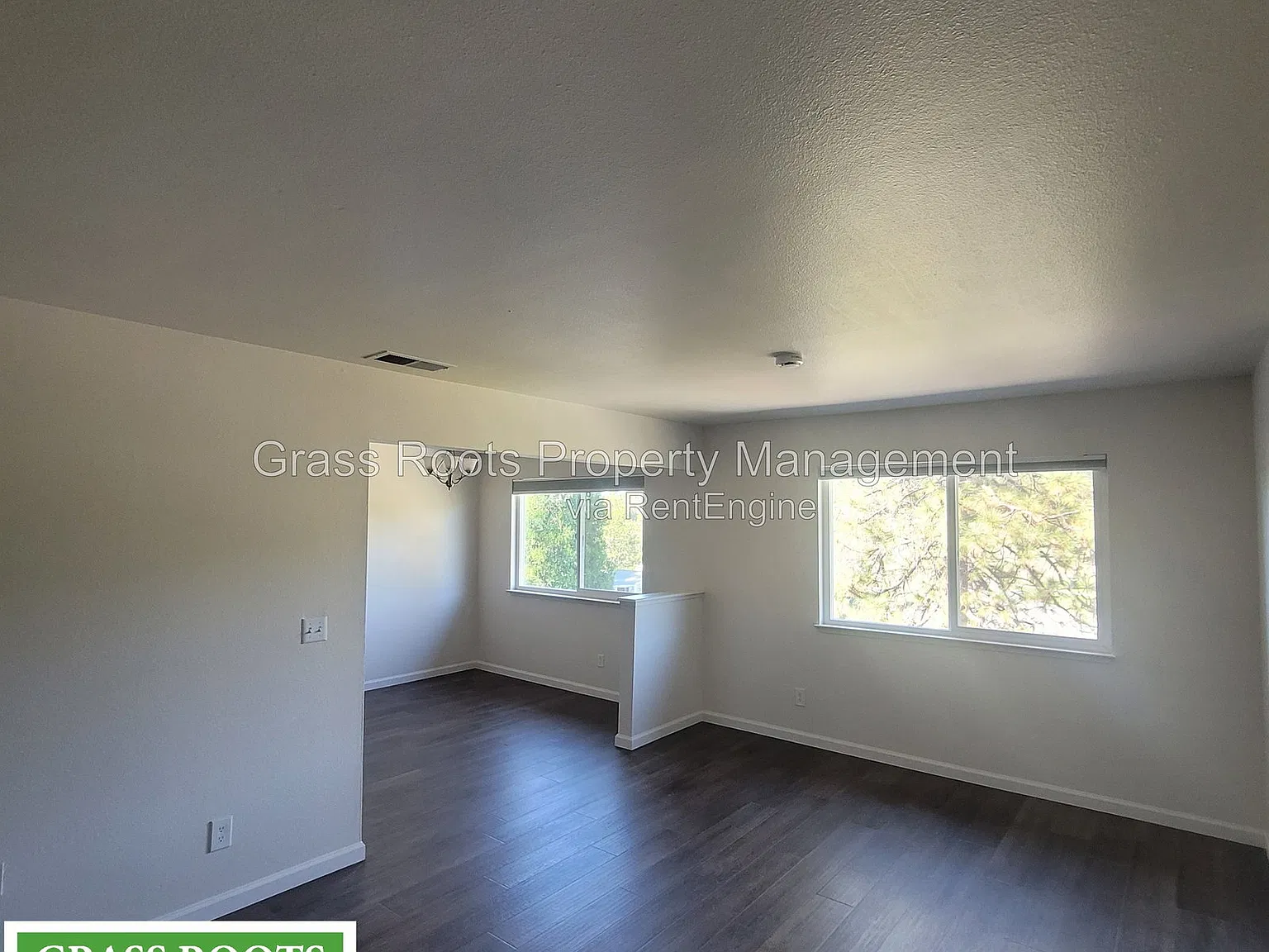 2 bed, 1.5 bath, 1104 sqft, $1,895 — Photo 2