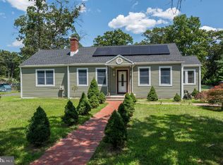 412 Masonville Rd, Mount Laurel, NJ 08054