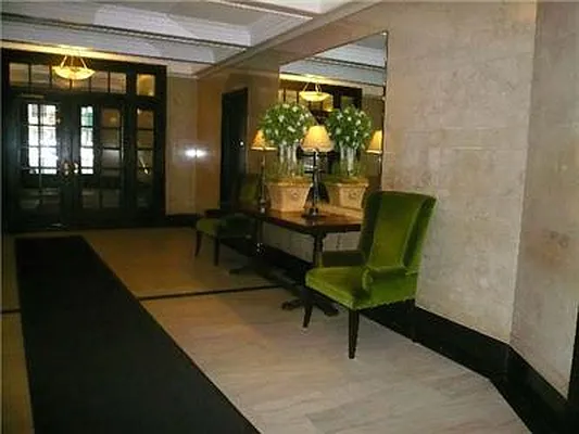 Sold by Akam Sales and Brokerage | media 15