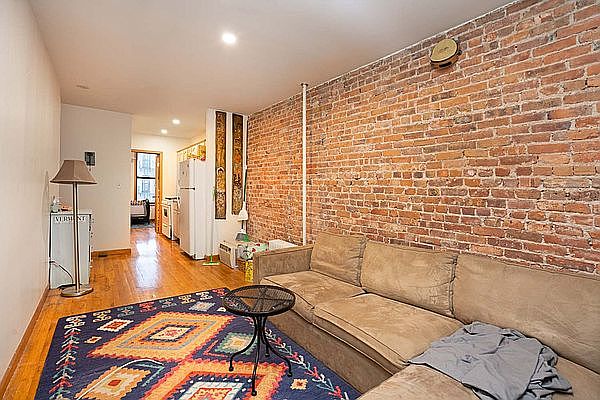 1st image of 690 Sackett St APT 4