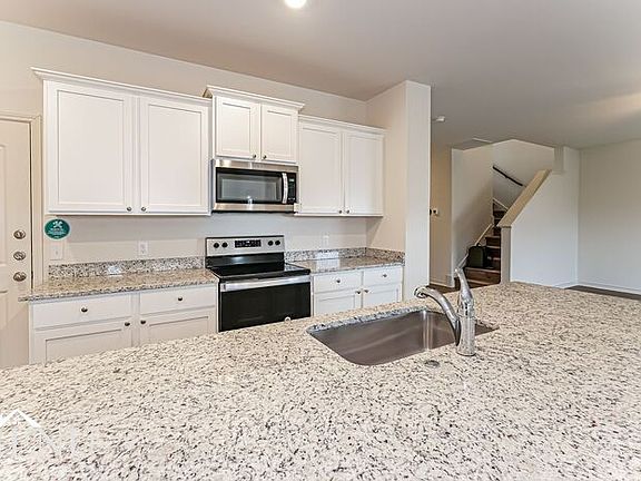 5th image of 336 Sunnymeade Ln